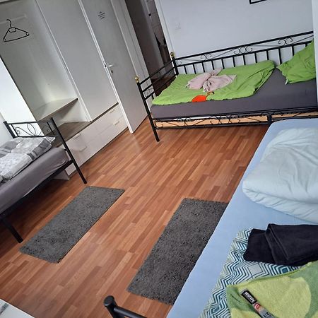 Stellas Monteurwohnungen Werdau Esterno foto