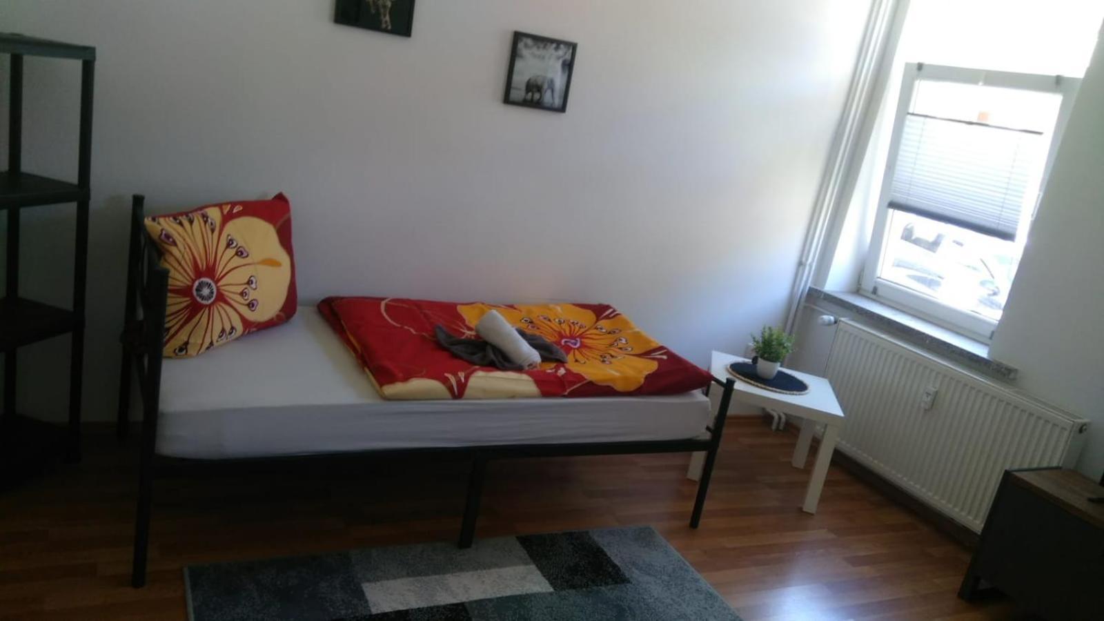 Stellas Monteurwohnungen Werdau Esterno foto